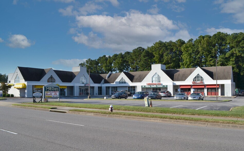 1423-1427 N Great Neck Rd, Virginia Beach, VA à louer - Photo du bâtiment - Image 1 de 2