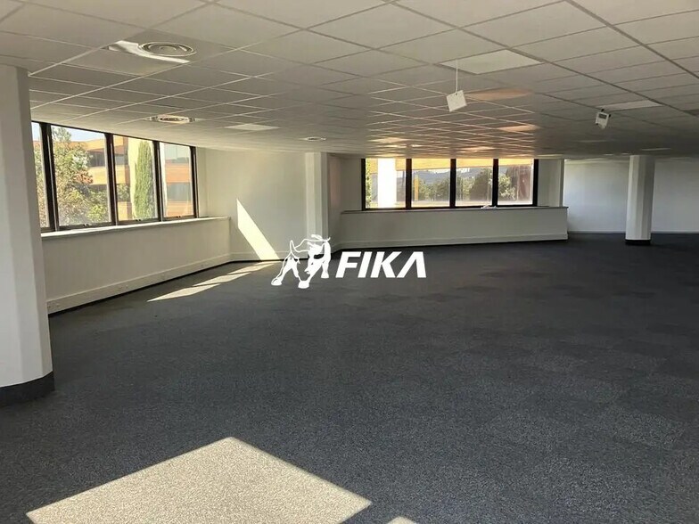 Office in Blagnac for lease - Interior Photo - Image 2 of 11