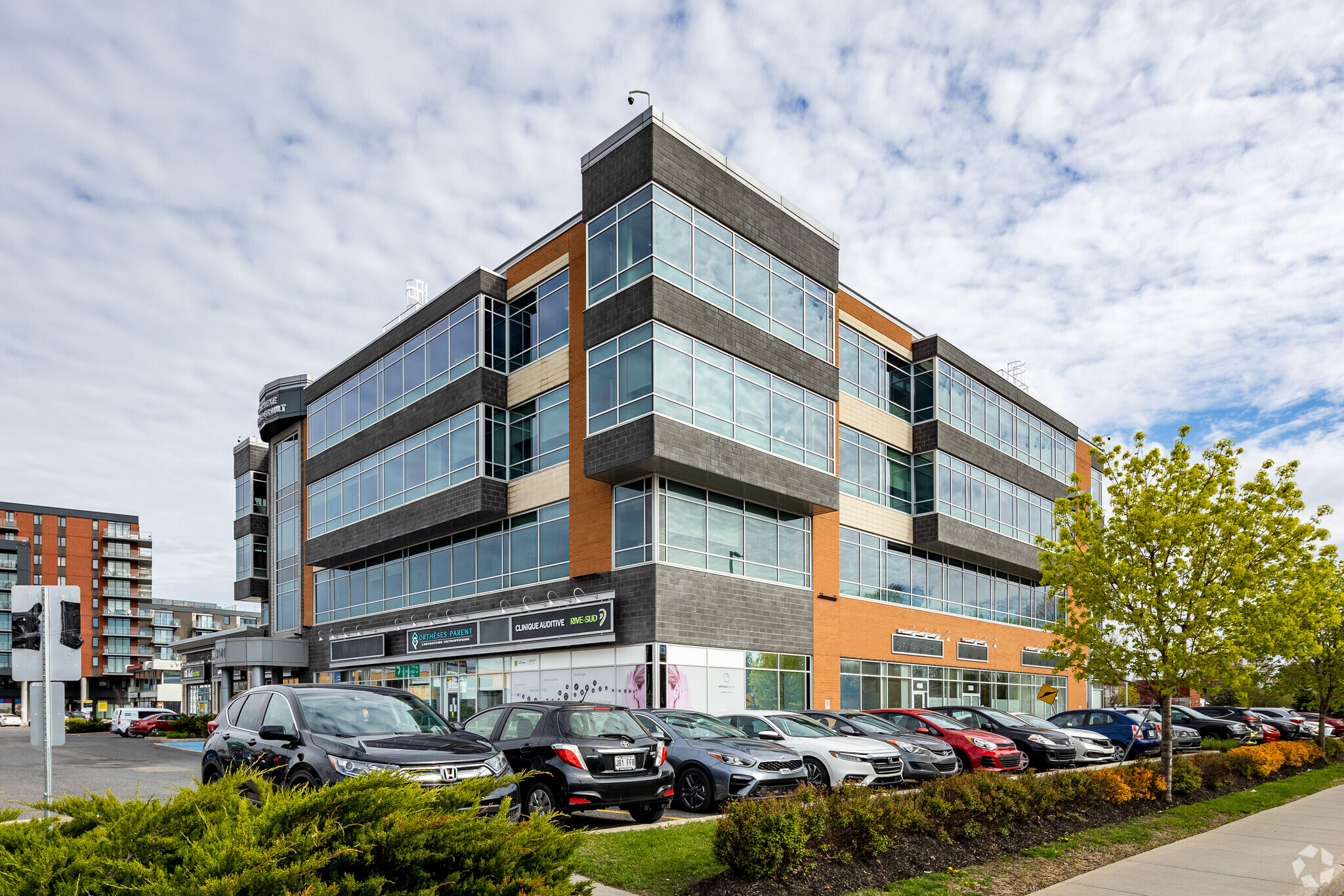 3141 Boul Taschereau, Longueuil, QC à vendre Photo principale- Image 1 de 1