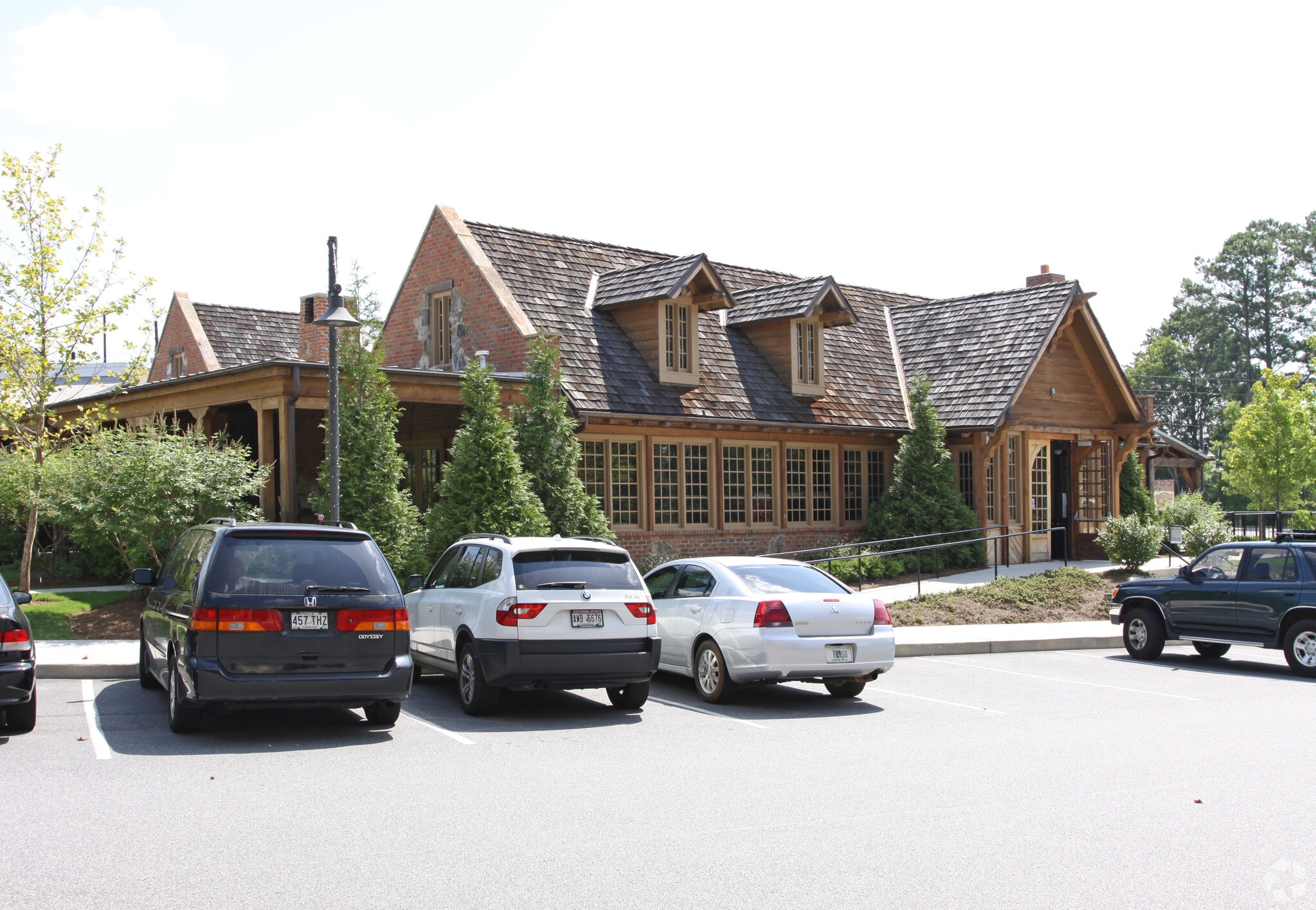 5930 Post Rd, Cumming, GA à louer Photo principale- Image 1 de 6