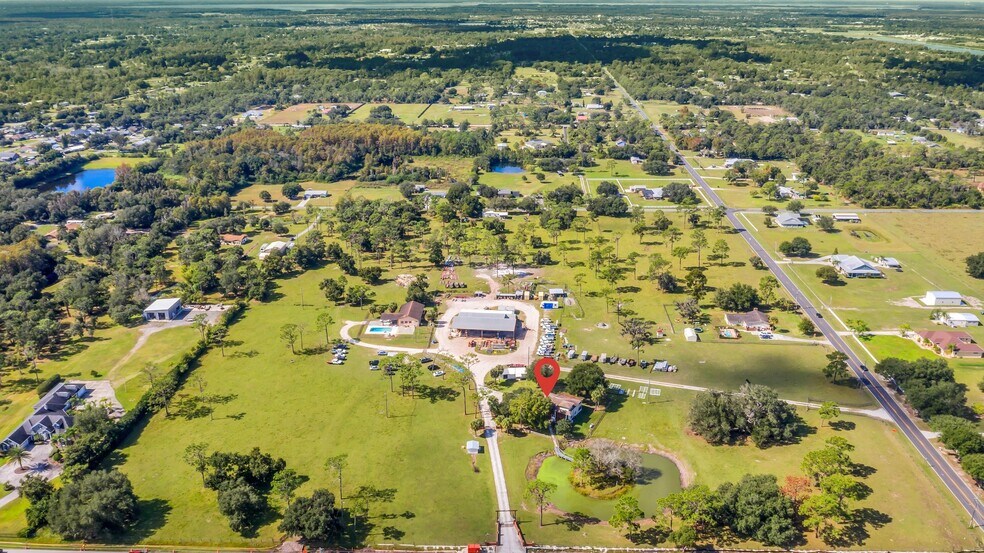 3724 Hickory Tree Rd, Saint Cloud, FL à vendre - Photo du bâtiment - Image 3 de 4