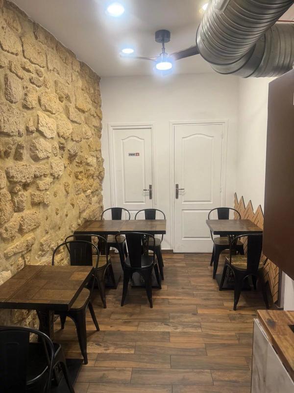 Commerce de détail dans Paris à louer Photo intérieure- Image 1 de 5