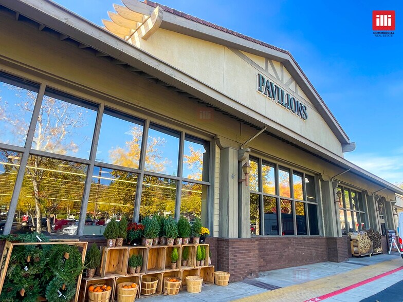 1125-1165 Lindero Canyon Rd, Westlake Village, CA à louer - Photo du bâtiment - Image 3 de 22