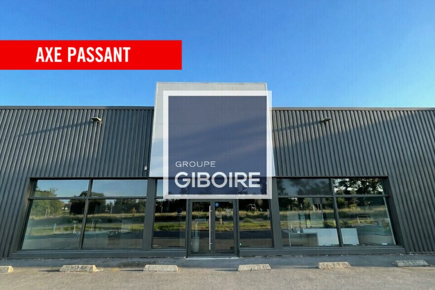 Industrial in La Chapelle-des-Fougeretz for lease - Building Photo - Image 1 of 5