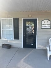 263 Commerce Dr, Pawleys Island, SC à louer Photo intérieure- Image 1 de 6