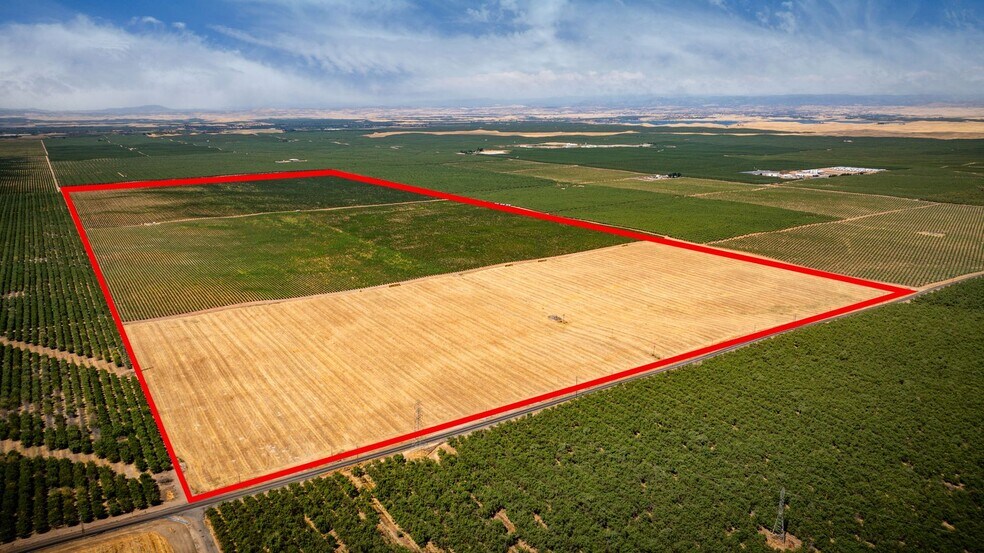 18236 E Keyes Rd, Denair, CA for sale - Building Photo - Image 2 of 9