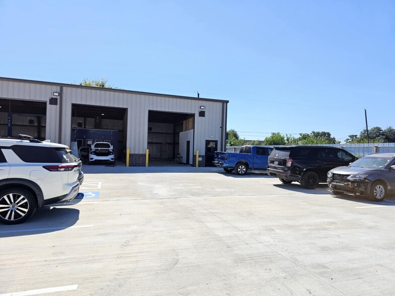8224 Almeda Genoa Rd, Houston, TX for lease - Building Photo - Image 2 of 4