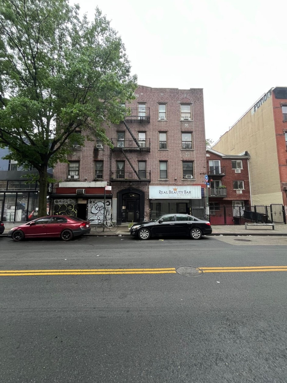 192-194 Malcolm X Blvd, Brooklyn, NY for lease Primary Photo- Image 1 of 6