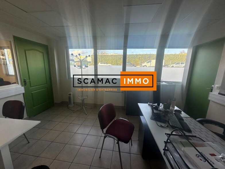 Bureau dans Argenteuil à louer - Photo intérieure - Image 3 de 9