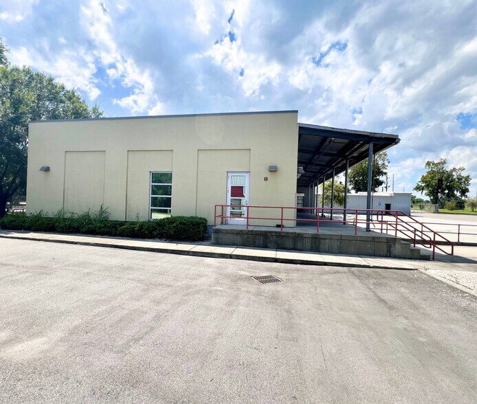 2501 E President St, Savannah, GA à louer - Photo du bâtiment - Image 3 de 29