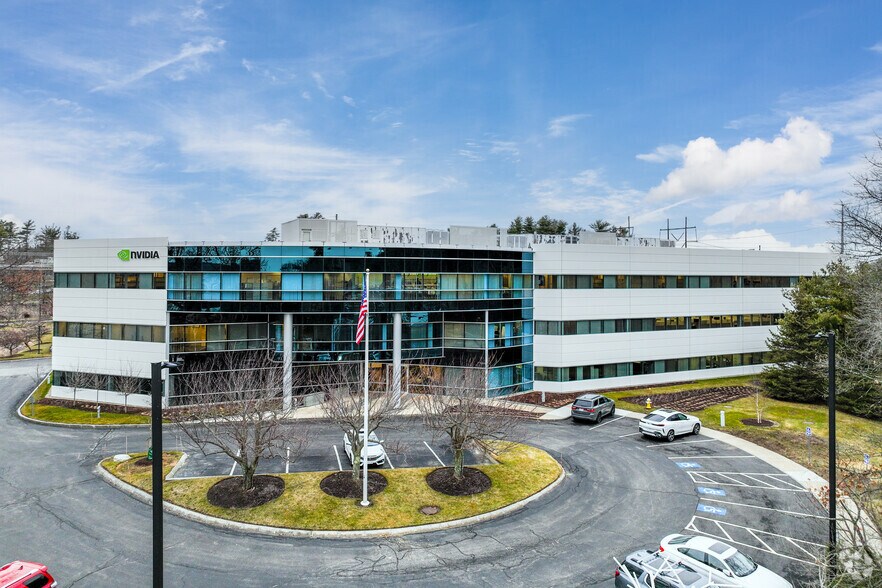 2 Technology Park Dr, Westford, MA à louer - Photo du bâtiment - Image 2 de 13