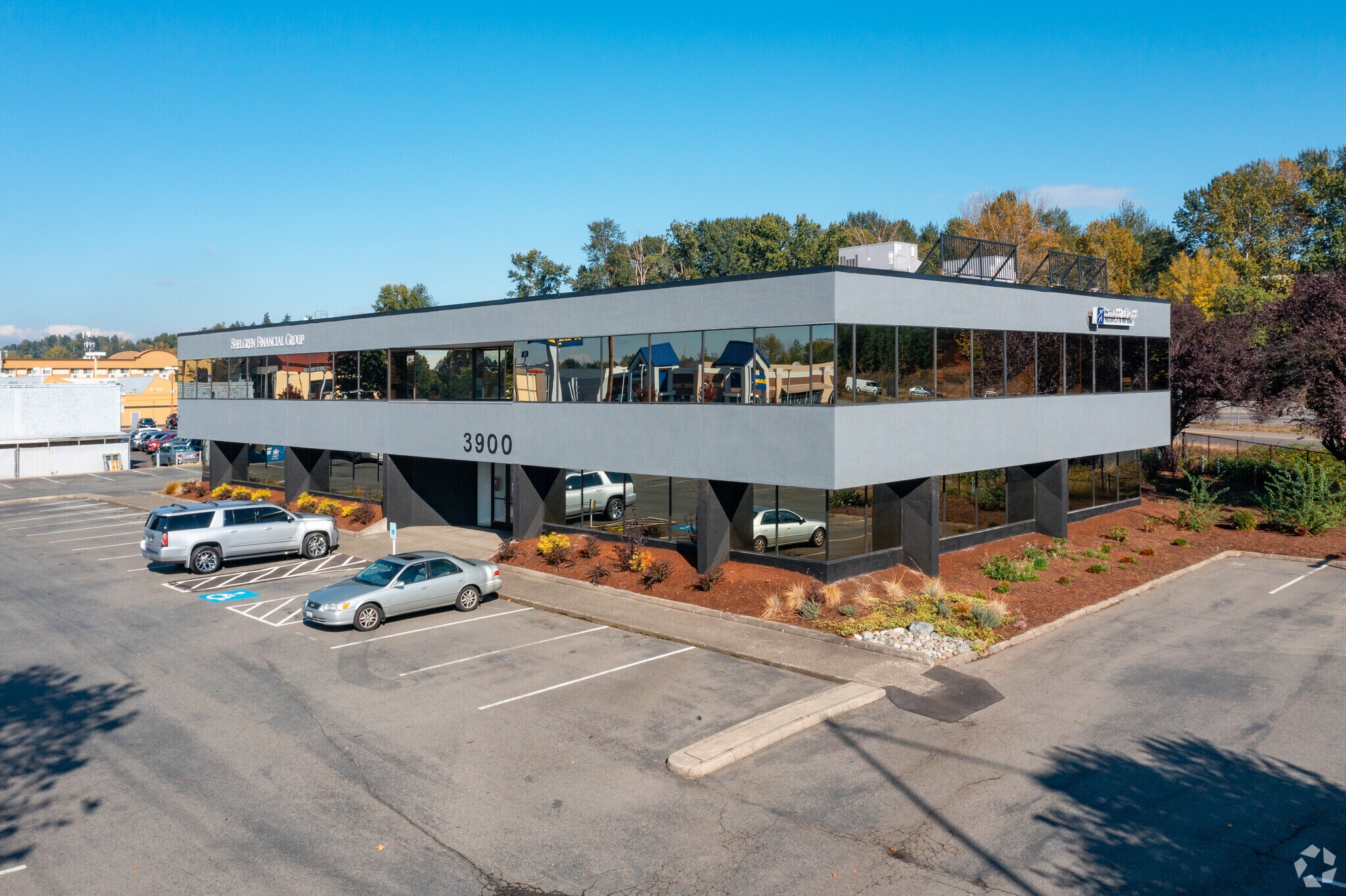 3900 E Valley Rd, Renton, WA for lease Primary Photo- Image 1 of 9