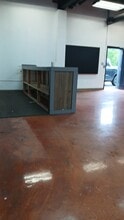 2850 E 40 Hwy, Blue Springs, MO for lease Interior Photo- Image 2 of 7