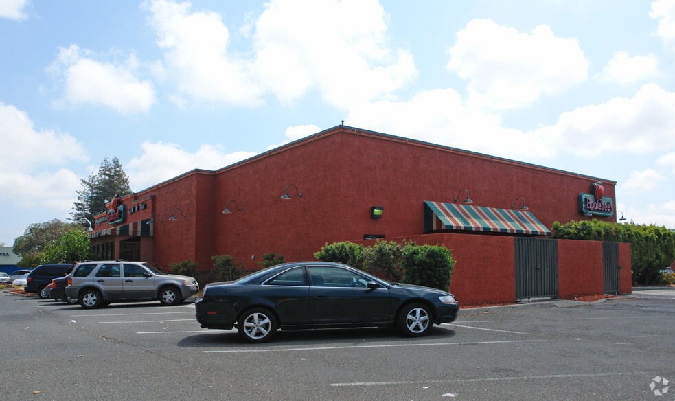 24041 Southland Dr, Hayward, CA for sale - Building Photo - Image 3 of 4