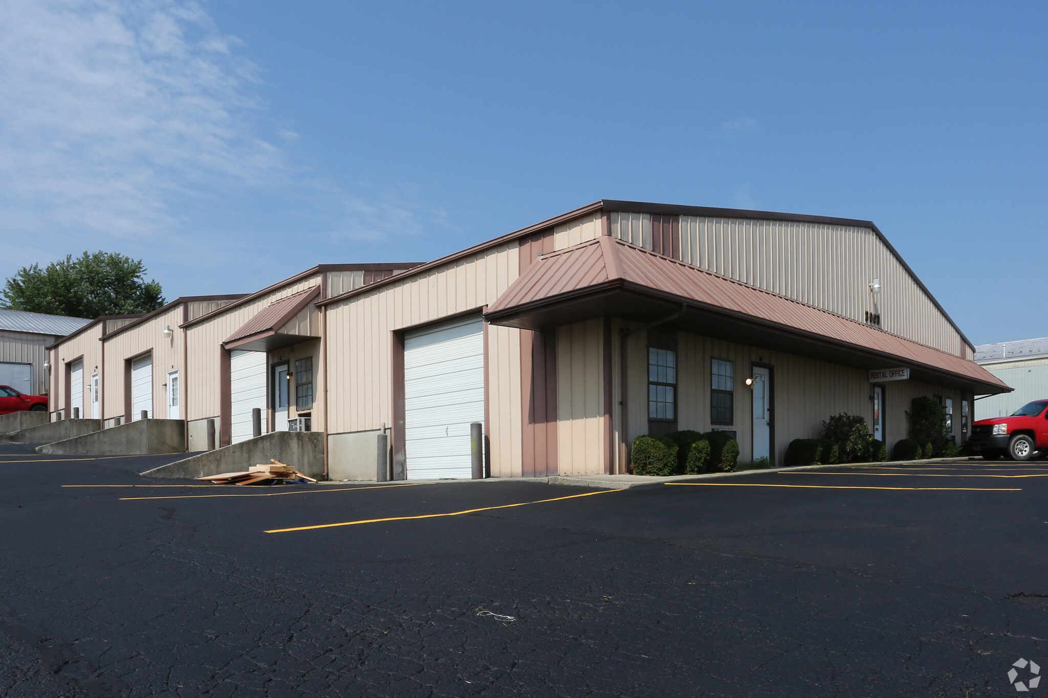 3003 Park Central Ave, Nicholasville, KY for lease Primary Photo- Image 1 of 3