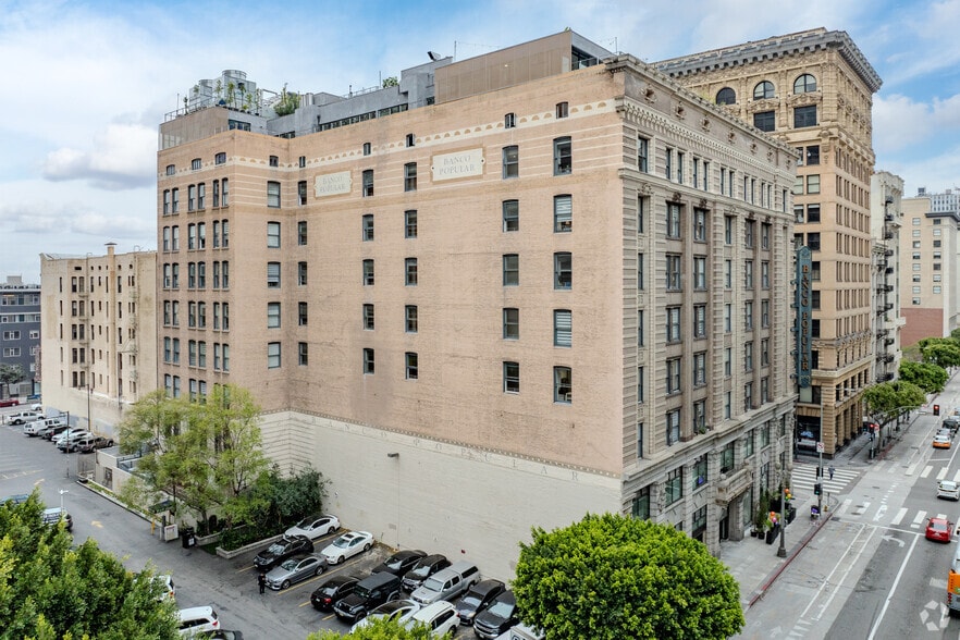 354 S Spring St, Los Angeles, CA à louer - Photo du bâtiment - Image 2 de 10