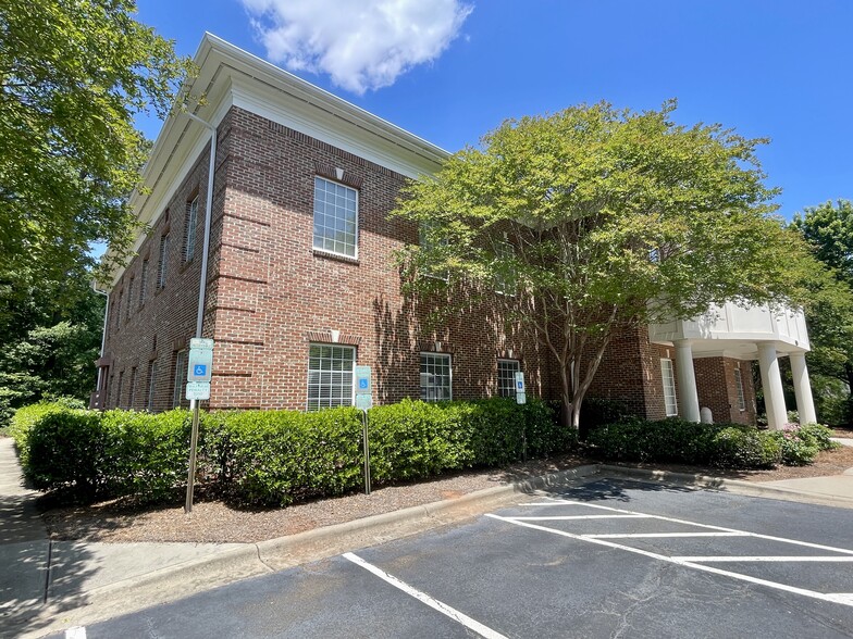 120 Preston Executive Dr, Cary, NC for sale - Building Photo - Image 2 of 16
