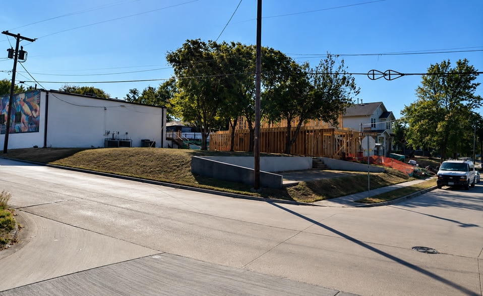 E Kentucky St. @ E Standifer St., McKinney, TX à vendre - Photo du bâtiment - Image 2 de 3