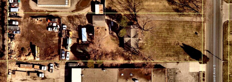 9100 Grand Ave S, Bloomington, MN à vendre - Photo principale - Image 1 de 3