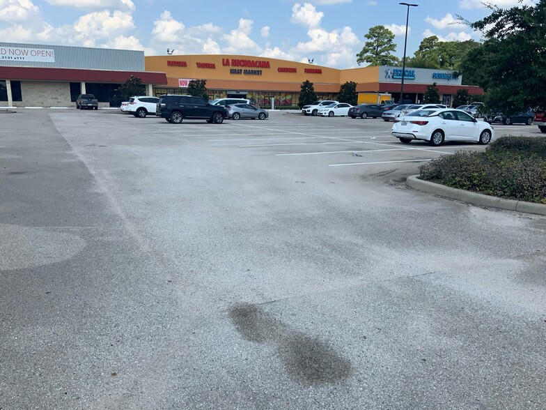 15222-15258 N I-45, Conroe, TX for lease - Building Photo - Image 3 of 16