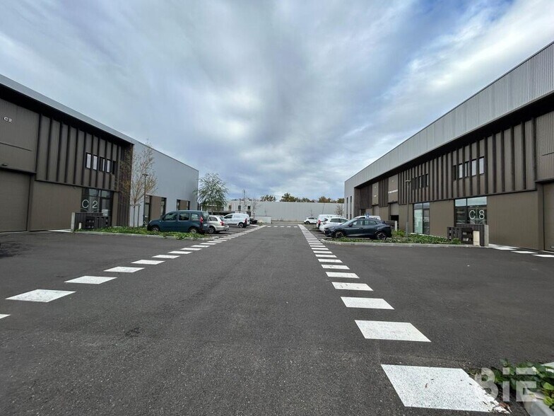 6 Rue Suzanne Bernard, Mérignac à louer - Photo du bâtiment - Image 1 de 10