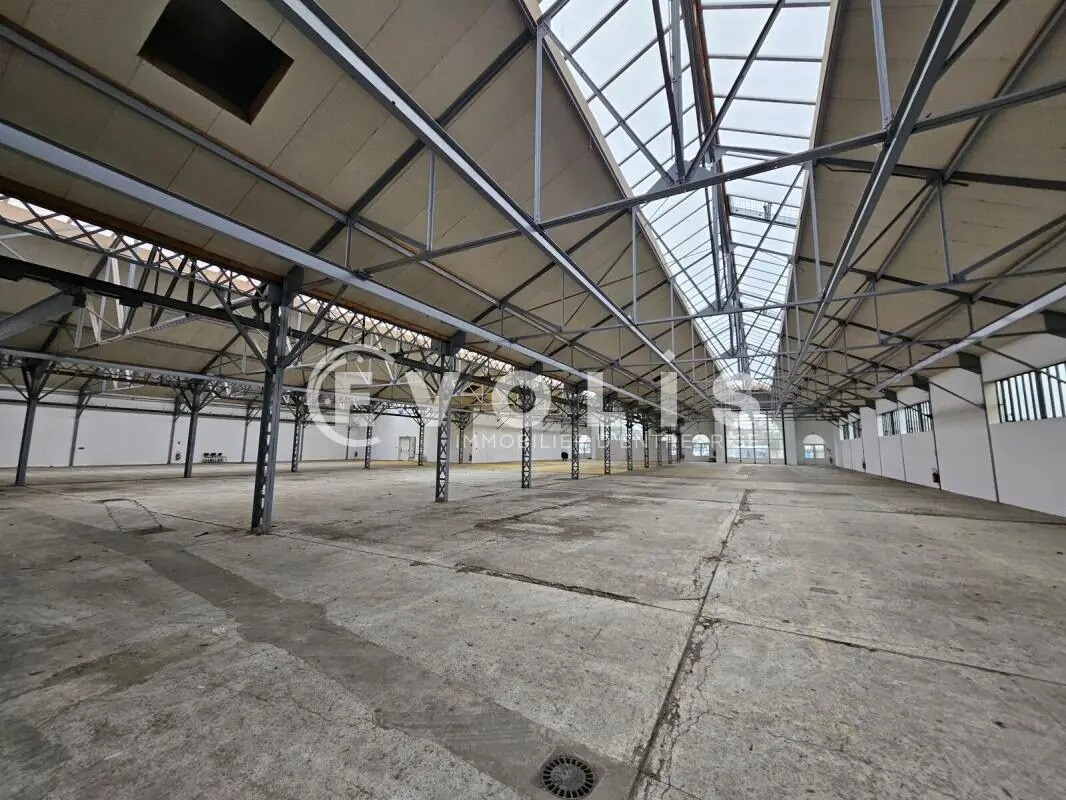 Flex in Ivry-sur-Seine for lease Building Photo- Image 1 of 18