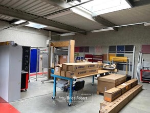 Flex in Decines-Charpieu for lease Interior Photo- Image 2 of 10