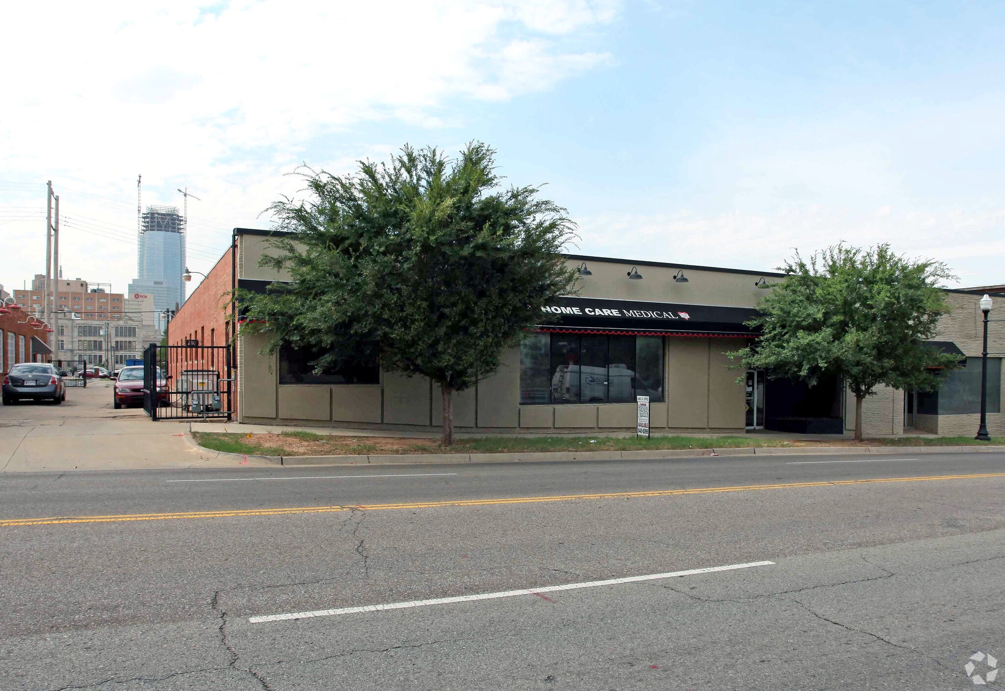 220-224 NW 10th St, Oklahoma City, OK for lease Building Photo- Image 1 of 6