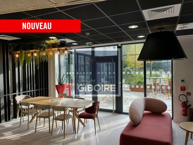 Bureau dans Cesson-Sévigné à louer - Photo intérieure - Image 2 de 9