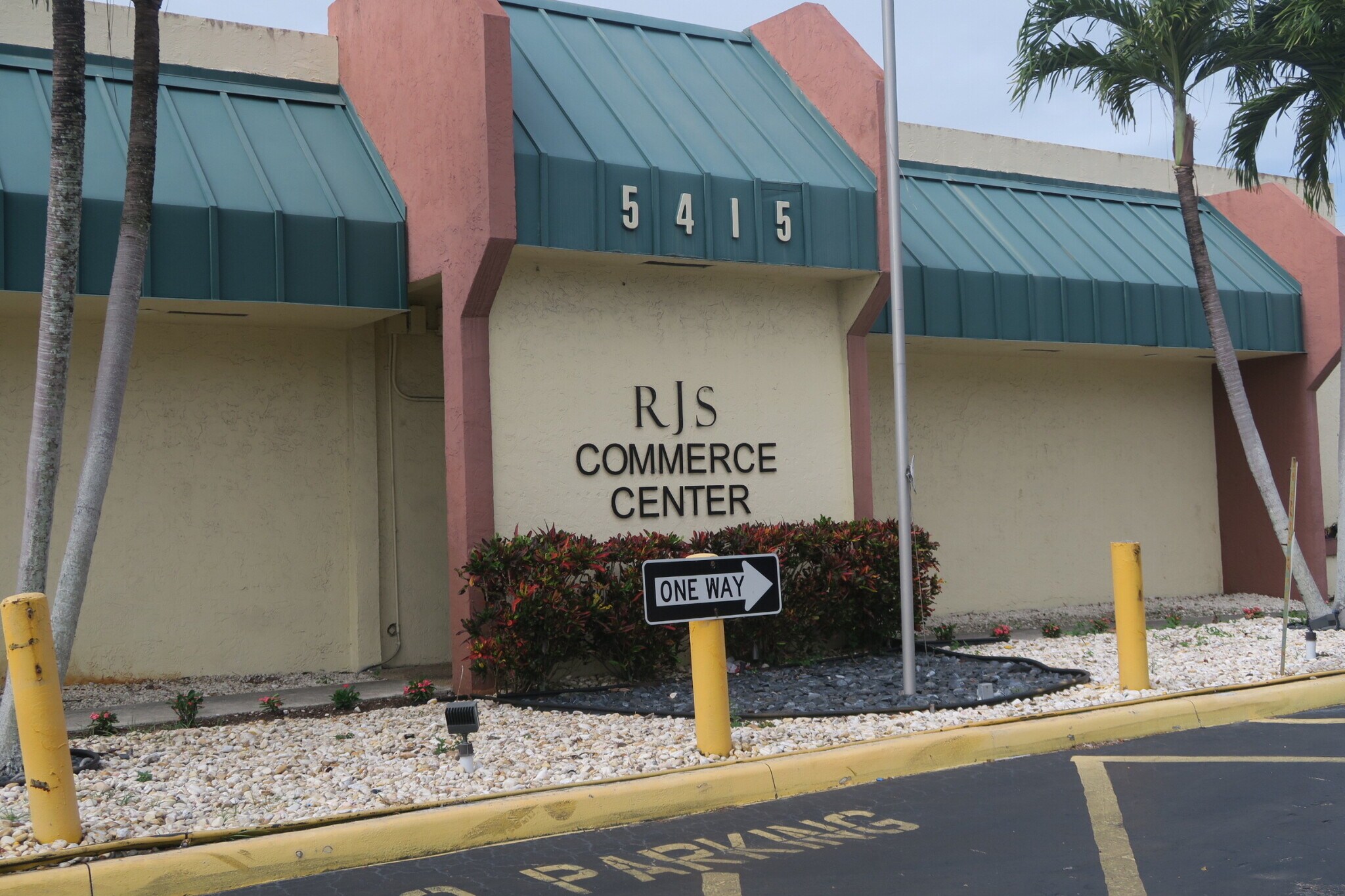 5415 NW 15th St, Margate, FL à vendre Photo du bâtiment- Image 1 de 1