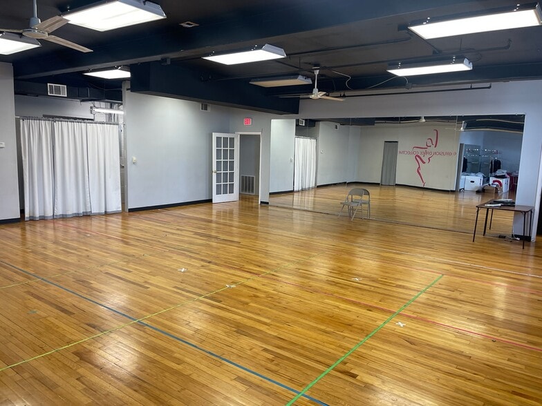 10 Squirrelwood Rd, Woodland Park, NJ à louer - Photo intérieure - Image 2 de 14