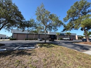 4700-4730 110th Ave N, Clearwater, FL for lease Interior Photo- Image 1 of 12