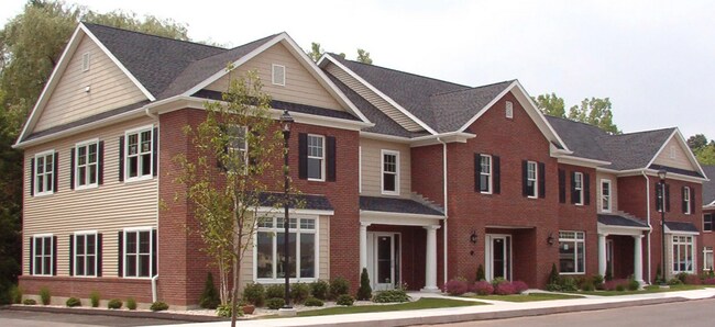 More details for 447 Naubuc Ave, Glastonbury, CT - Medical for Lease