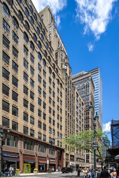 274 Madison Ave, New York, NY à louer - Photo du bâtiment - Image 3 de 6