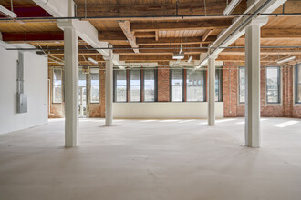 180-188 W Ostend St, Baltimore, MD for lease Interior Photo- Image 1 of 14