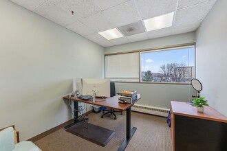 570 Asbury St, Saint Paul, MN à louer Photo intérieure- Image 1 de 1