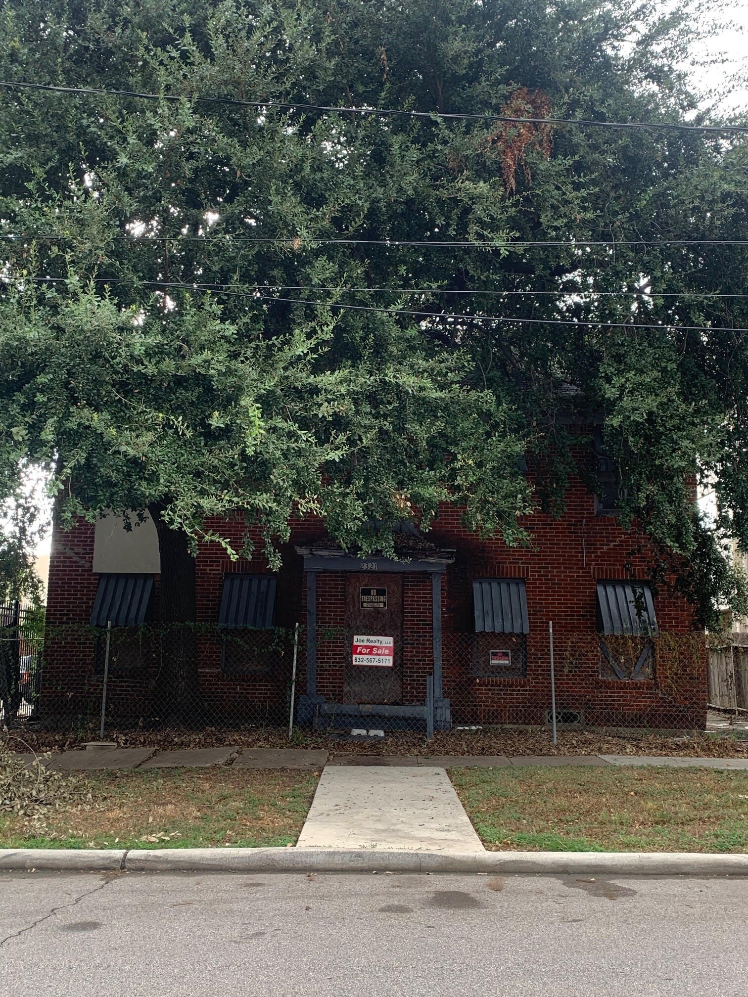 2321 Chenevert St, Houston, TX à vendre Photo du bâtiment- Image 1 de 2