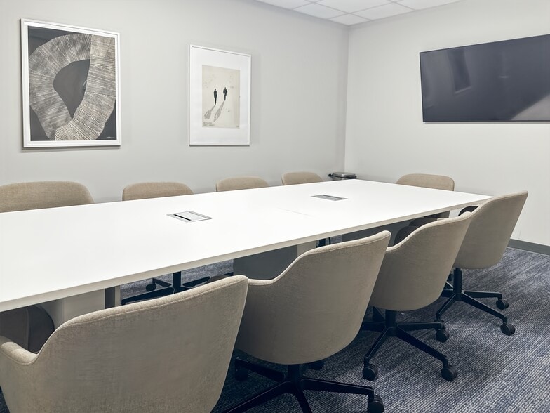 1040 Monarch St, Lexington, KY for lease - Building Photo - Image 2 of 21