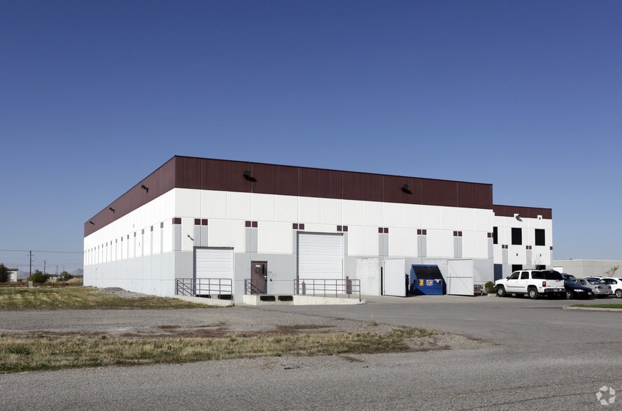669 W 900 N, North Salt Lake, UT for sale - Building Photo - Image 2 of 9