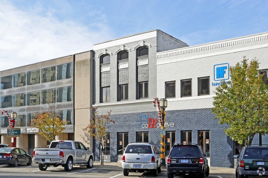 21 N Main St, Mount Clemens, MI for lease - Primary Photo - Image 1 of 18