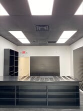 37600-37900 Van Dyke Ave, Sterling Heights, MI à louer Photo intérieure- Image 2 de 10