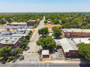 100 S Railroad Ave, Pflugerville, TX - Aérien  Vue de la carte - Image1