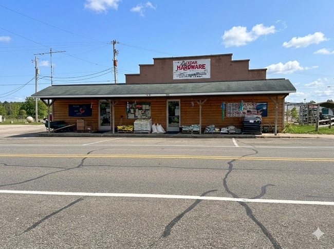 Plus de détails pour 8925 S Kasson St, Cedar, MI - Commerce de détail à vendre
