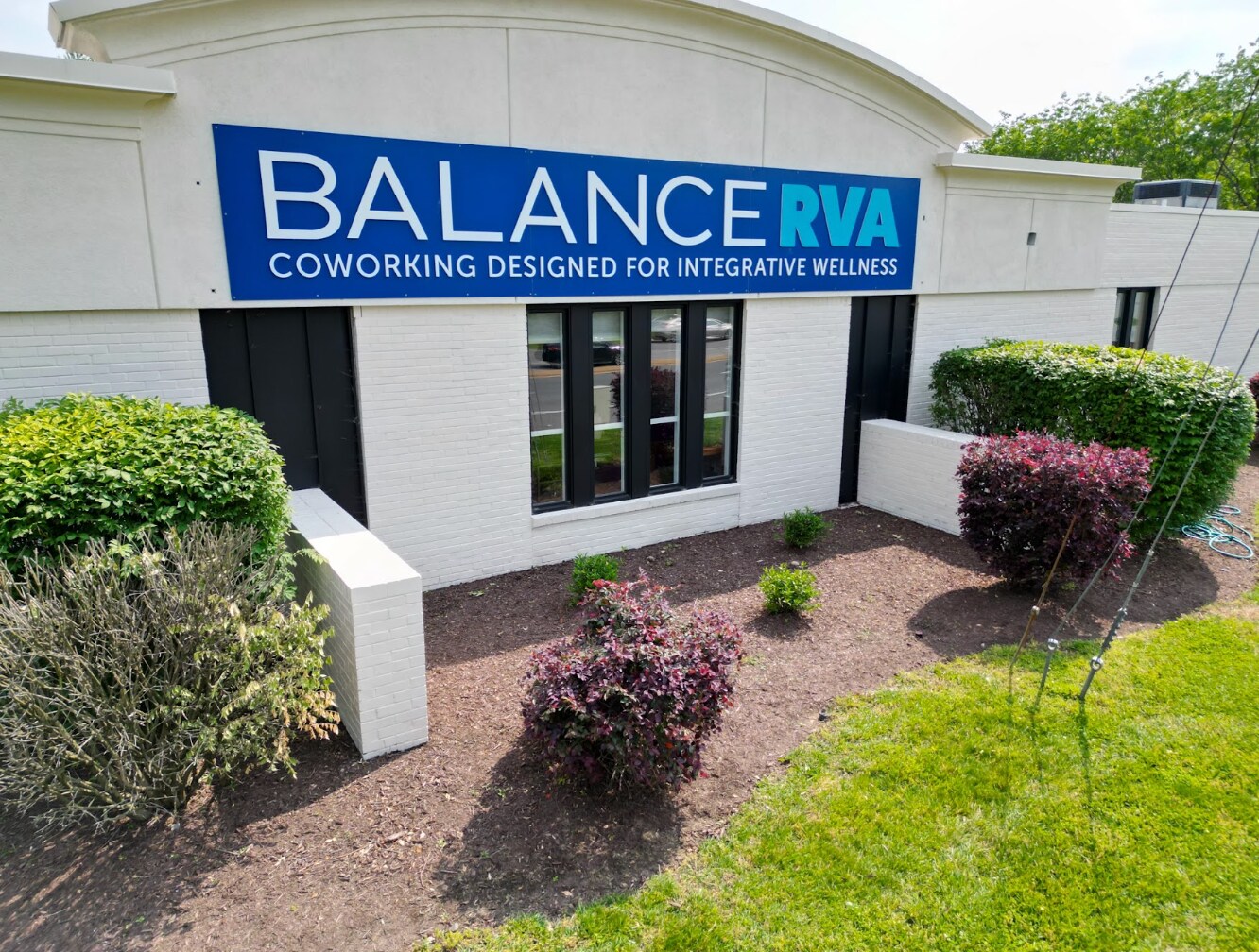 10431 Patterson Ave, Richmond, VA à louer Photo du bâtiment- Image 1 de 37