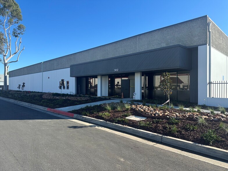 7412 Anaconda Ave, Garden Grove, CA à louer - Photo du bâtiment - Image 3 de 3