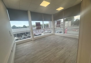 253 Cowbridge Rd W, Cardiff for lease Interior Photo- Image 2 of 5