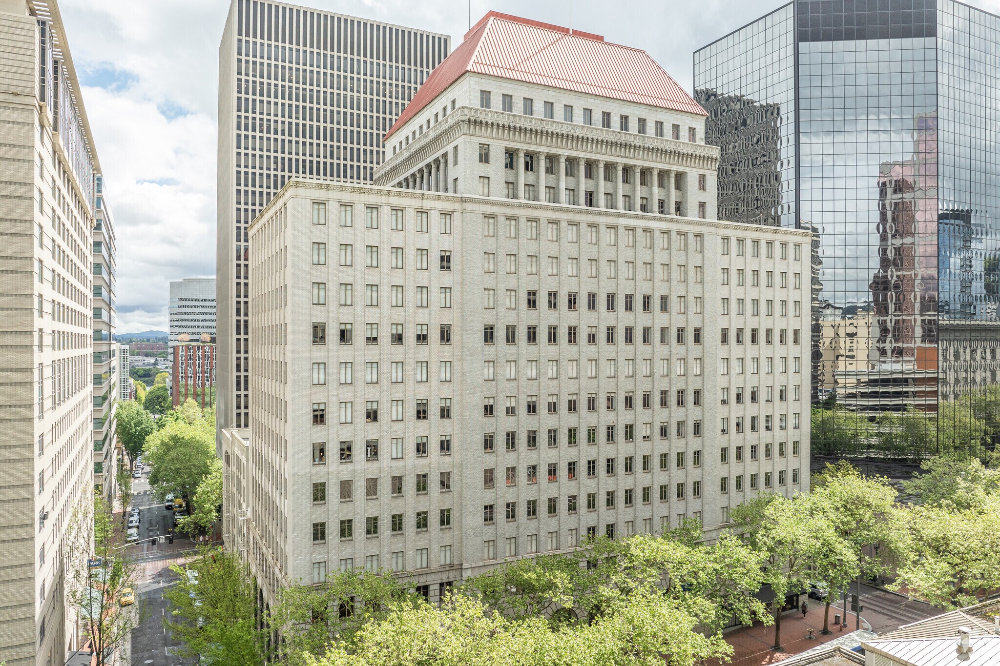 920 SW Sixth Ave, Portland, OR à louer Photo principale- Image 1 de 5