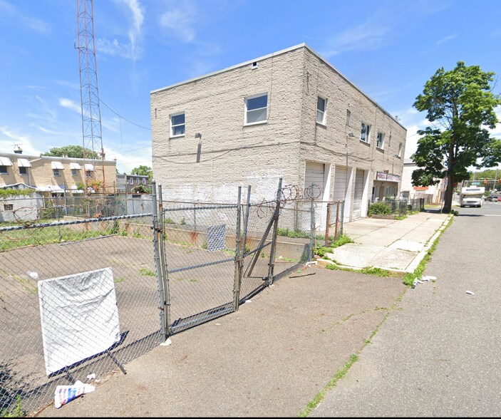 100-102 W Gale St + 101 W Clarkson +5500 portefeuille de 3 propriétés à vendre sur LoopNet.ca - Photo du bâtiment - Image 3 de 5