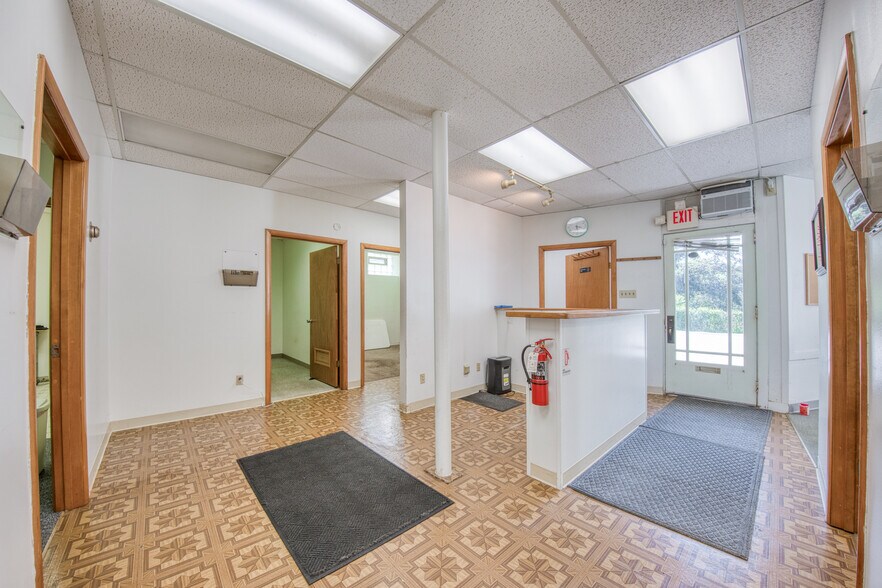 5614 Verona Rd, Verona, PA à vendre - Photo intérieure - Image 3 de 21