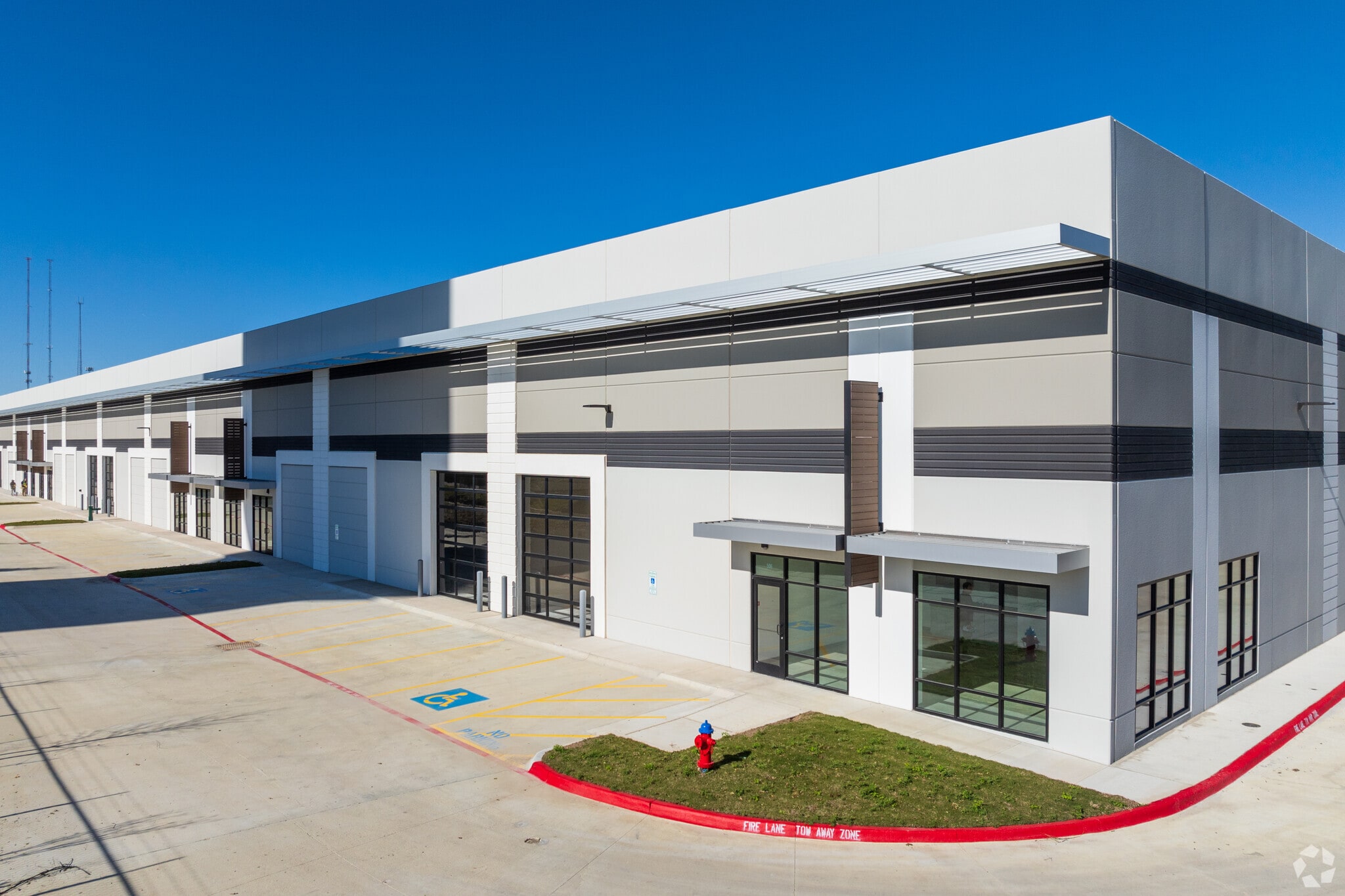 1301 Blue Ridge Dr, Georgetown, TX for lease Primary Photo- Image 1 of 24